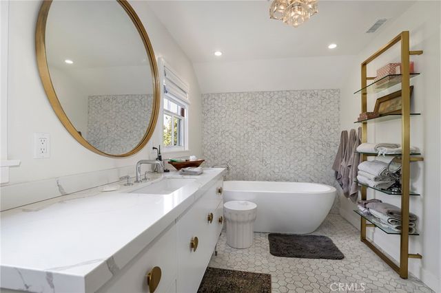 728 E Cartagena Street, Long Beach, CA 90807