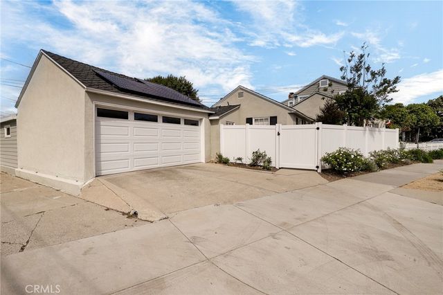 728 E Cartagena Street, Long Beach, CA 90807