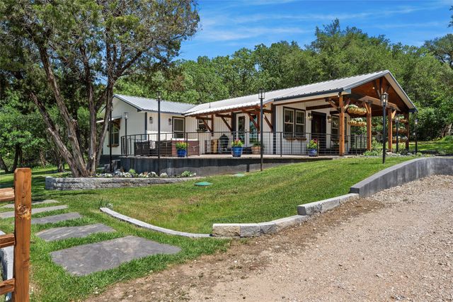 384 Fort Graham Road, Waco, TX 76705