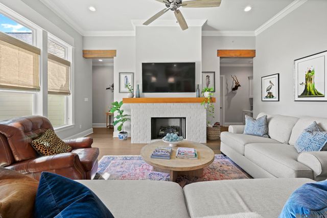 38283 Meadow Rue Dr, Prairieville, LA 70769