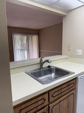 130 JASMINE WOODS COURT 9D, Deltona, FL 32725