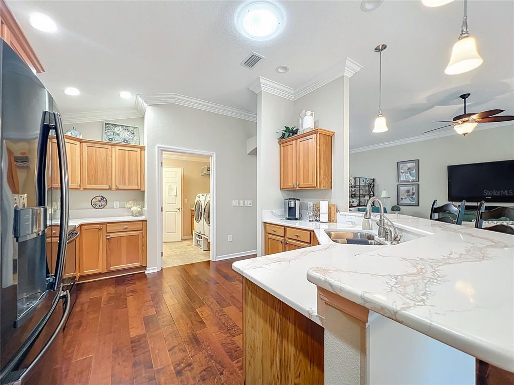 Image 15 of property listing at 2875 RAIN LILY LOOP, The Villages, FL 32163