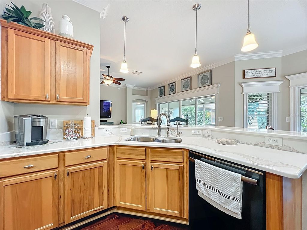 Image 18 of property listing at 2875 RAIN LILY LOOP, The Villages, FL 32163
