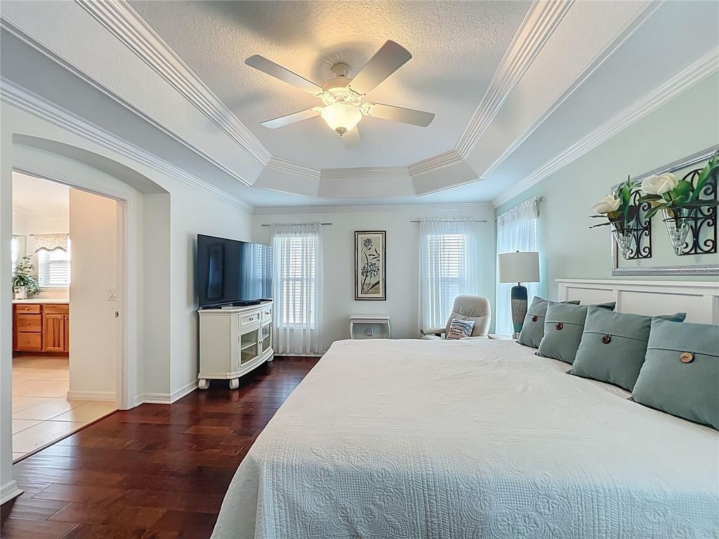 Image 36 of property listing at 2875 RAIN LILY LOOP, The Villages, FL 32163