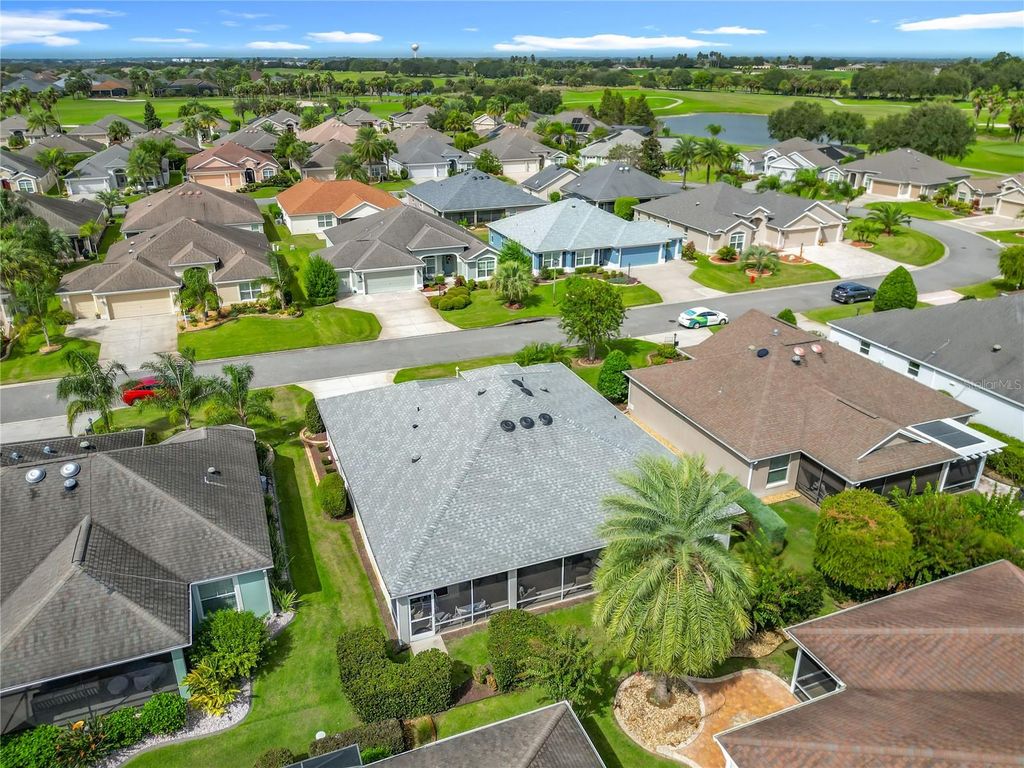 Image 58 of property listing at 2875 RAIN LILY LOOP, The Villages, FL 32163