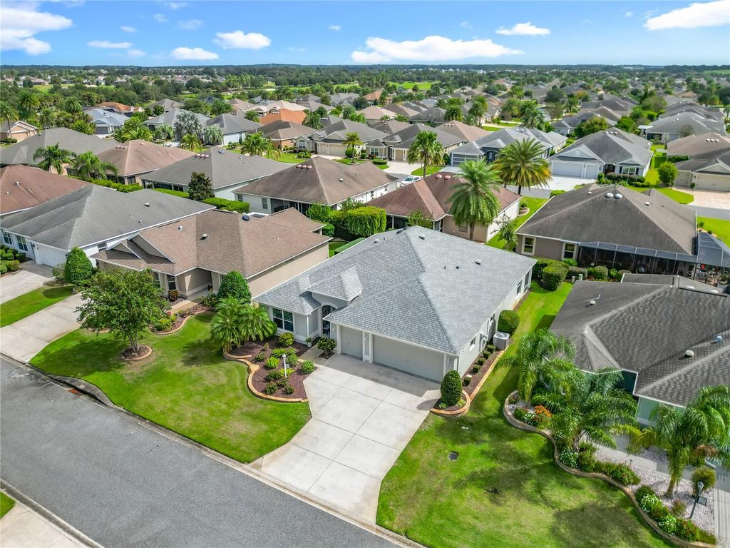 Image 65 of property listing at 2875 RAIN LILY LOOP, The Villages, FL 32163