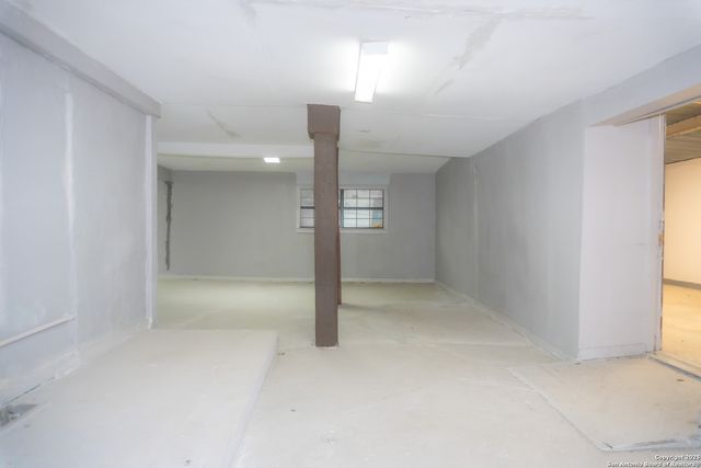 905 Ruiz, San Antonio, TX 78207