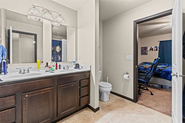 222 Will Drive, Solon, IA 52333