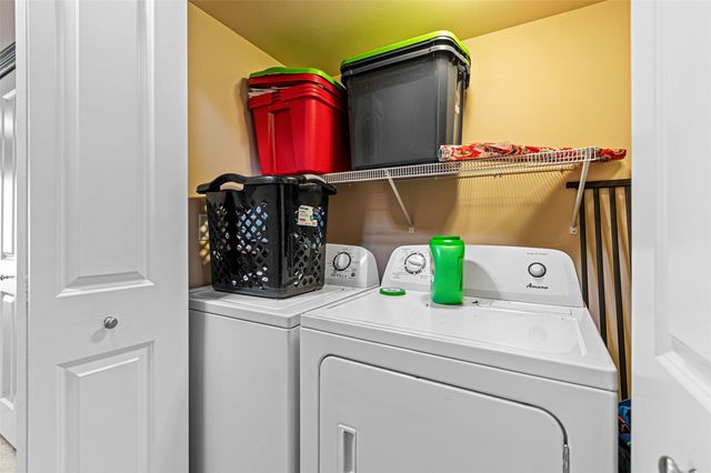 222 Will Drive, Solon, IA 52333