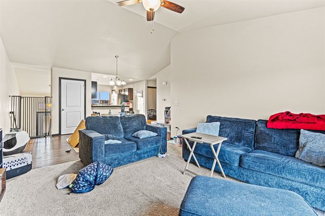 222 Will Drive, Solon, IA 52333