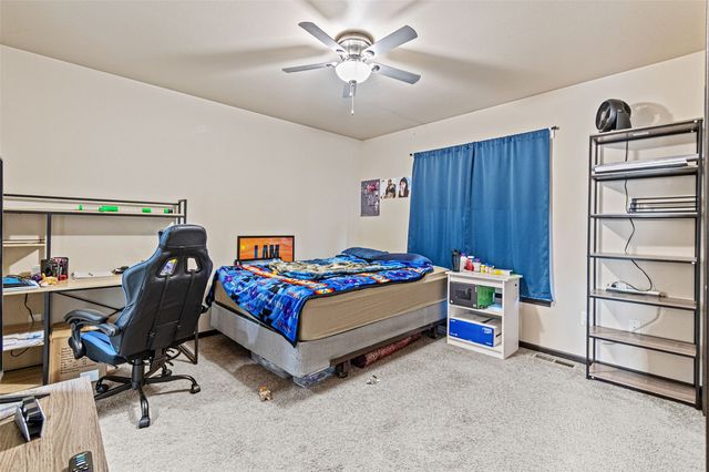 222 Will Drive, Solon, IA 52333