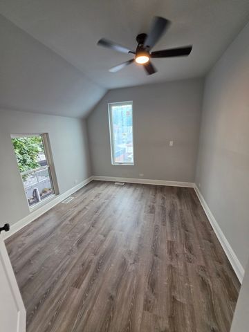 20 N 6th Avenue, Maywood, IL 60153