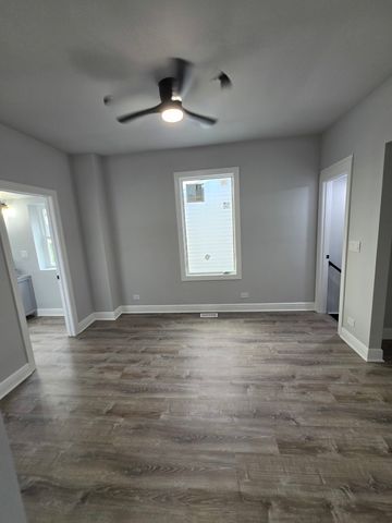 20 N 6th Avenue, Maywood, IL 60153