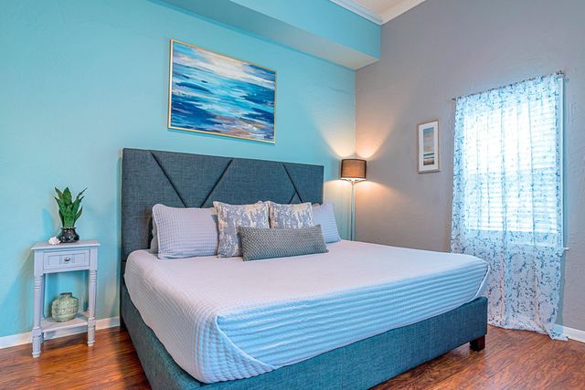 2001 36th Street, Galveston, TX 77550