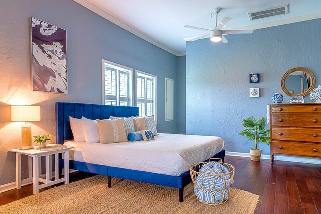 2001 36th Street, Galveston, TX 77550