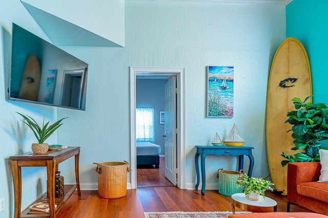 2001 36th Street, Galveston, TX 77550