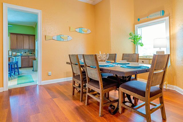 2001 36th Street, Galveston, TX 77550