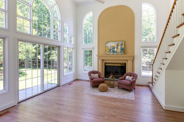 7009 PERSIMMON TREE RD, Bethesda, MD 20817