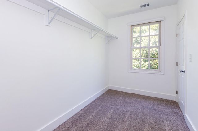 7009 PERSIMMON TREE RD, Bethesda, MD 20817