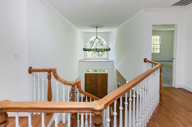 7009 PERSIMMON TREE RD, Bethesda, MD 20817