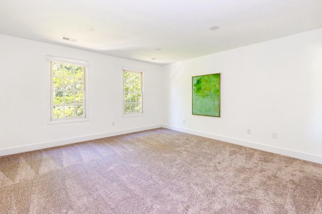 7009 PERSIMMON TREE RD, Bethesda, MD 20817