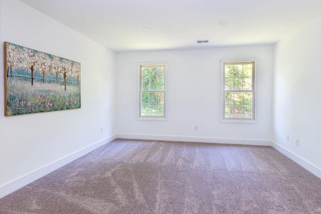 7009 PERSIMMON TREE RD, Bethesda, MD 20817