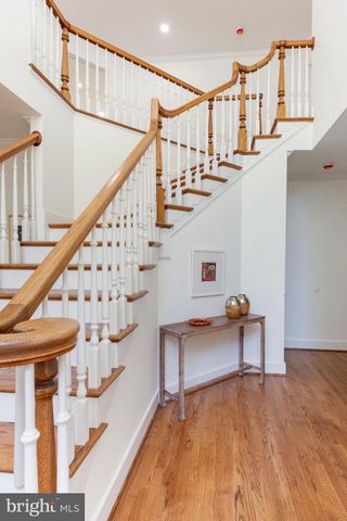 7009 PERSIMMON TREE RD, Bethesda, MD 20817