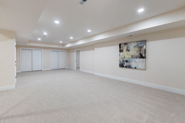 7009 PERSIMMON TREE RD, Bethesda, MD 20817