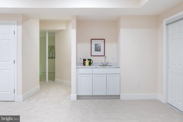 7009 PERSIMMON TREE RD, Bethesda, MD 20817
