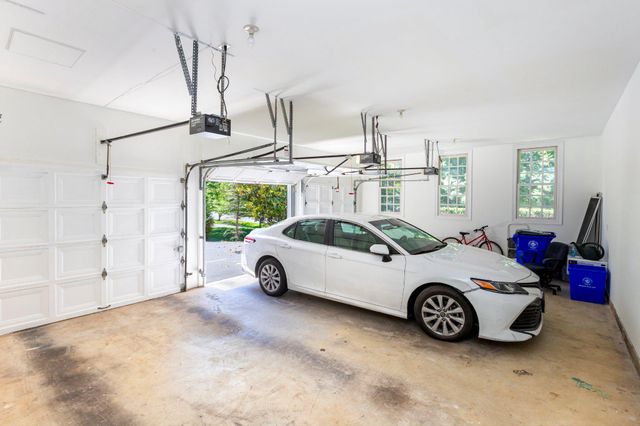 7009 PERSIMMON TREE RD, Bethesda, MD 20817