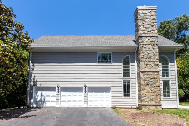 7009 PERSIMMON TREE RD, Bethesda, MD 20817