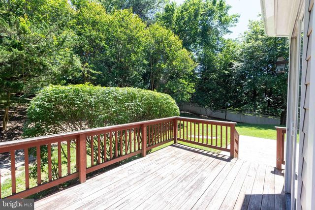 7009 PERSIMMON TREE RD, Bethesda, MD 20817
