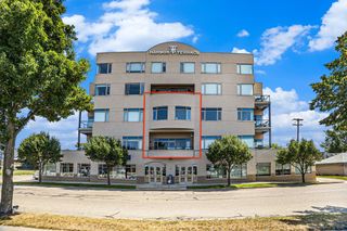 105 W Danaher Street 201, Ludington, MI 49431