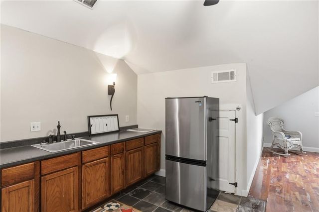 665 Iroquois Drive NE, Marietta, GA 30060