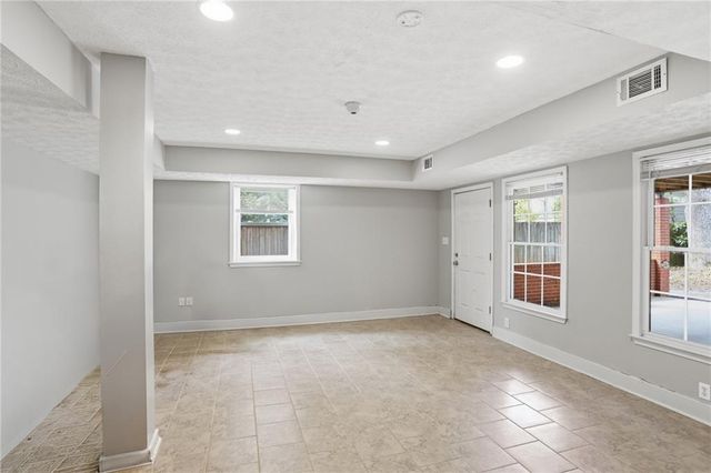 665 Iroquois Drive NE, Marietta, GA 30060