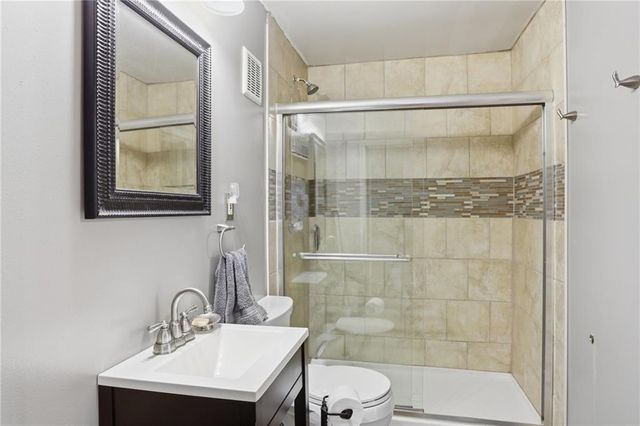 665 Iroquois Drive NE, Marietta, GA 30060