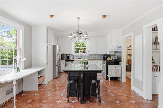 665 Iroquois Drive NE, Marietta, GA 30060