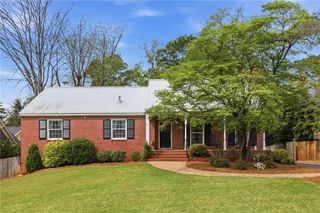 665 Iroquois Drive NE, Marietta, GA 30060