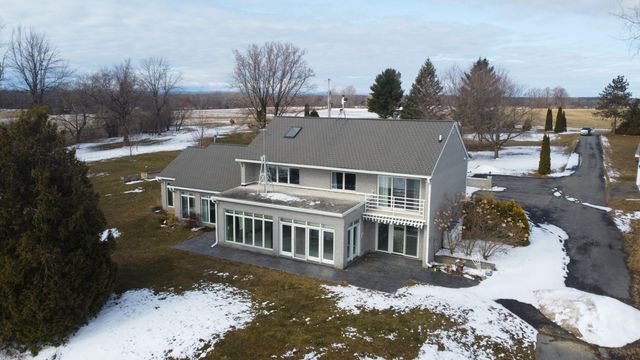 17 Dumont Road, Champlain, NY 12919