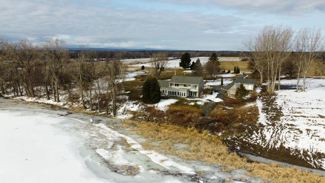 17 Dumont Road, Champlain, NY 12919