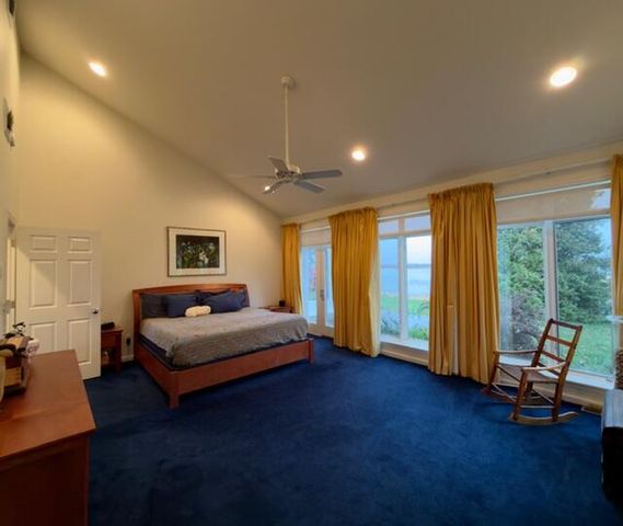 17 Dumont Road, Champlain, NY 12919