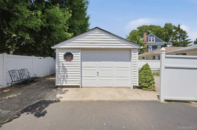 2 Hilltop Drive, Bayville, NY 11709