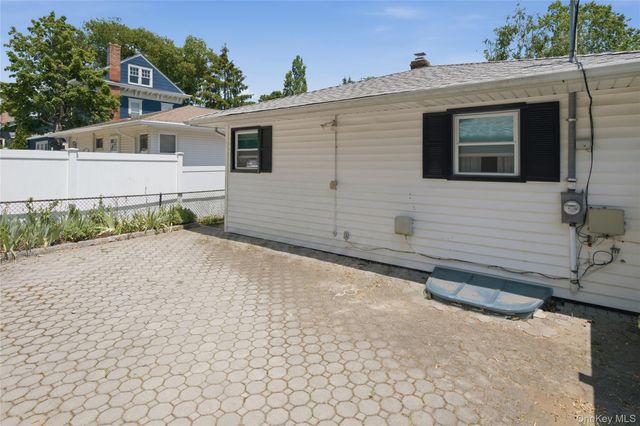 2 Hilltop Drive, Bayville, NY 11709