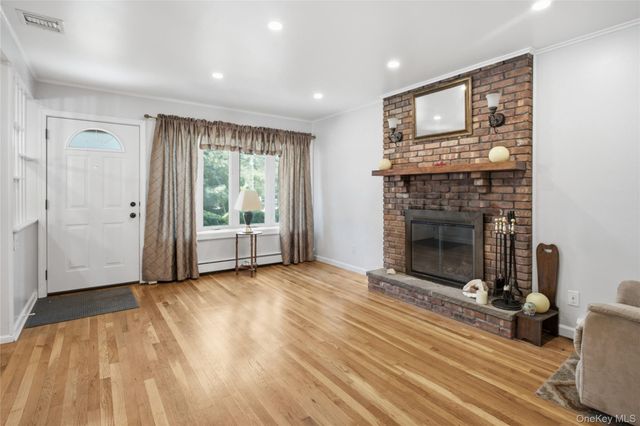 2 Hilltop Drive, Bayville, NY 11709