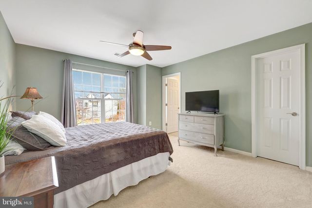 8360 TENBROOK DR, Gainesville, VA 20155