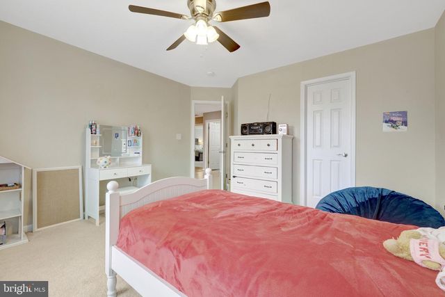 8360 TENBROOK DR, Gainesville, VA 20155