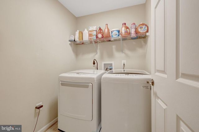 8360 TENBROOK DR, Gainesville, VA 20155