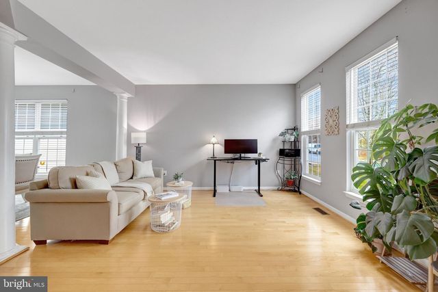 8360 TENBROOK DR, Gainesville, VA 20155