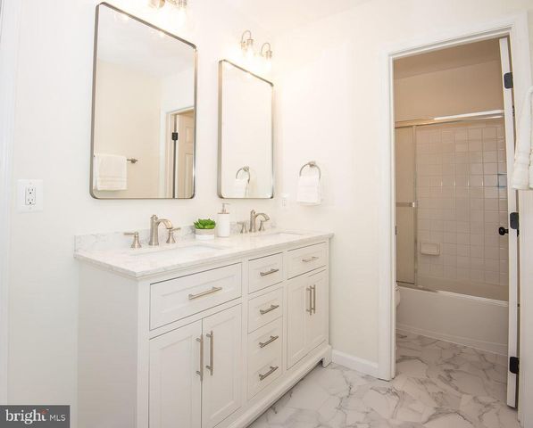 4183 WHITLOW PL, Chantilly, VA 20151