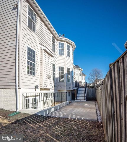 4183 WHITLOW PL, Chantilly, VA 20151